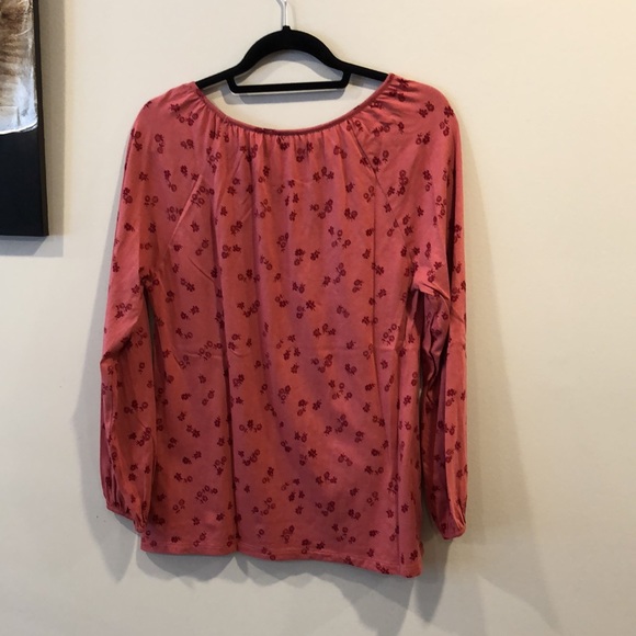 Dark peach flowered top. - Picture 2 of 5